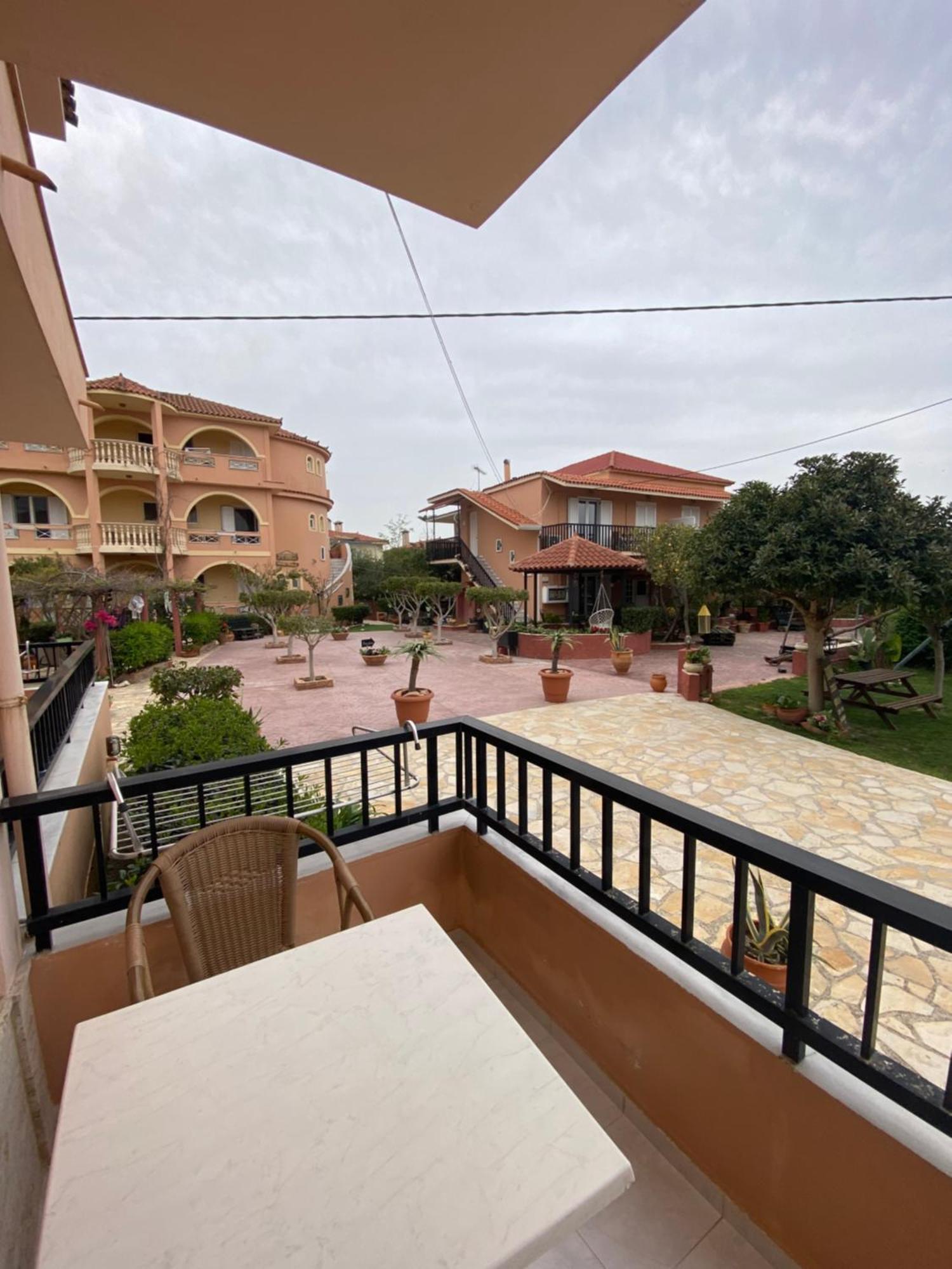 Filoxenia Luxury Studios & Apartments Zakynthos stad Exteriör bild