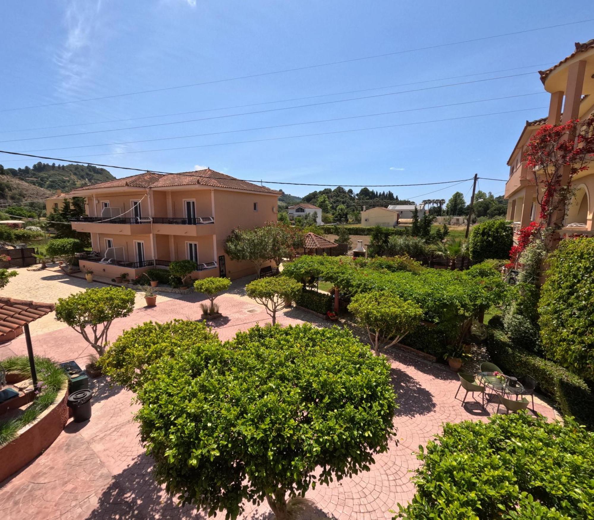 Filoxenia Luxury Studios & Apartments Zakynthos stad Exteriör bild